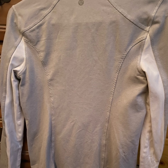 Lululemon Nice Asana Jacket - Picture 4 of 7